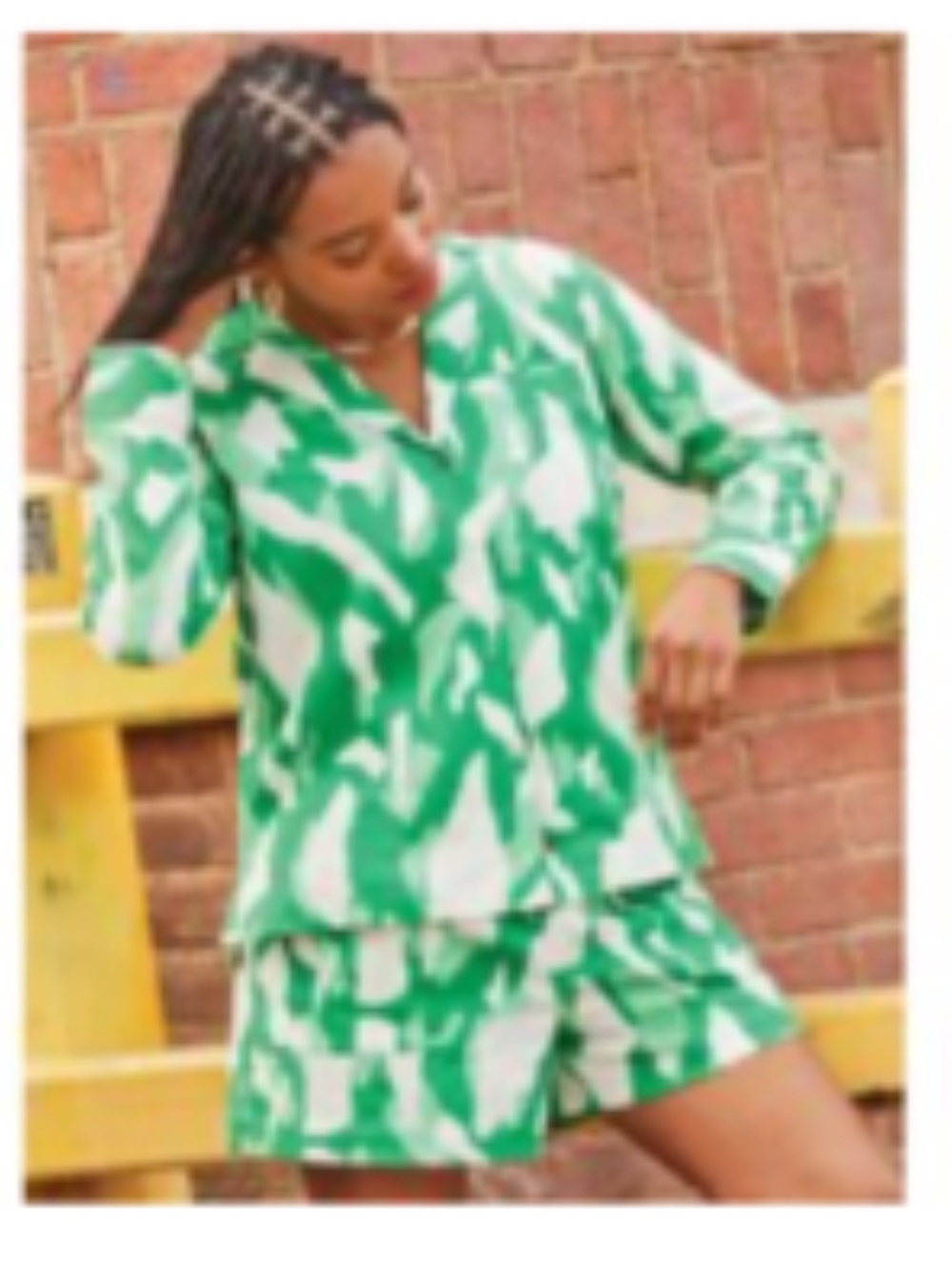 The Get Camp Linen Shirt Medium and Smocked Waist Shorts Large